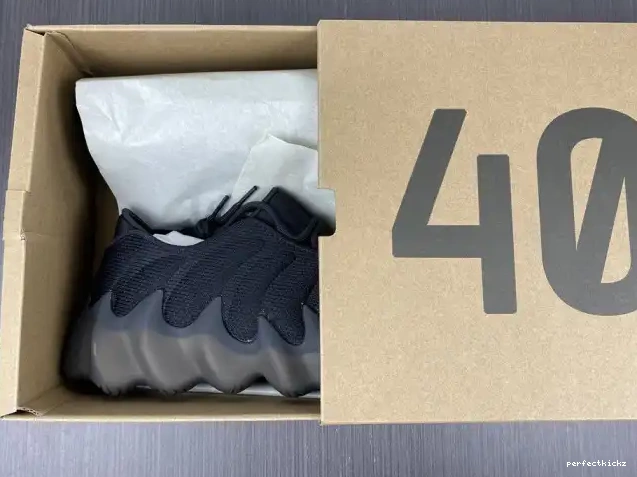 YEEZY ADIDAS H68032 400 0519